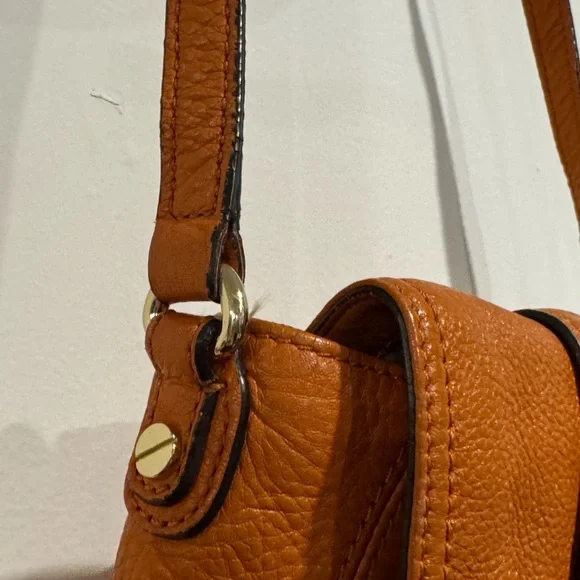 MICHAEL KORS Charlton Brown Leather Gold Push Lock Crossbody Shoulder Bag Purse - Picture 10 of 16